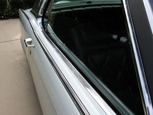 Passenger Side - Window Trim