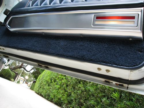 Passenger Door - Bottom