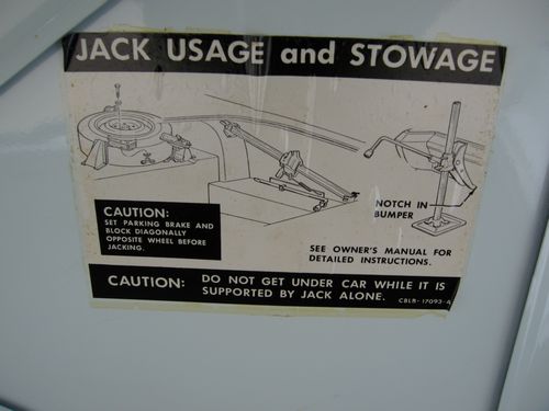 Trunk - Jacking Decal