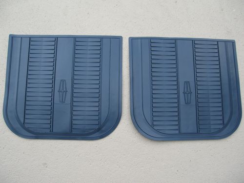 Floor Mats - Rear